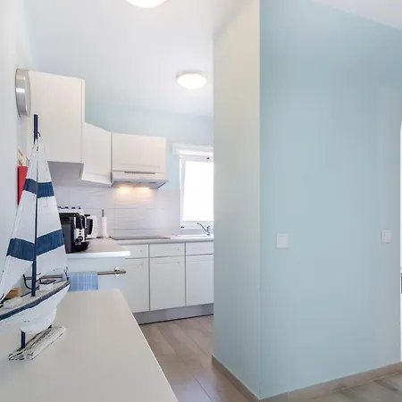 Mariners - Bright And Stylish - 2 Minute Walk To The *