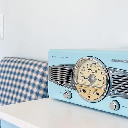 Mariners - Bright And Stylish - 2 Minute Walk To The