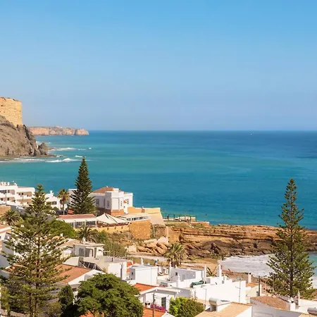 Mariners - Bright And Stylish - 2 Minute Walk To The Luz