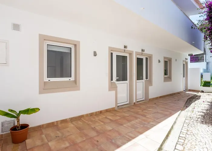 Апартаменты Mariners - Bright And Stylish - 2 Minute Walk To The Praia Da Luz