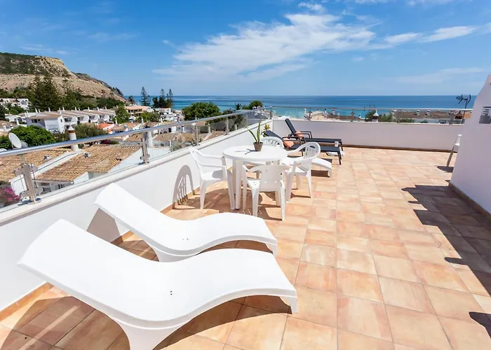 Апартаменты Mariners - Bright And Stylish - 2 Minute Walk To The Praia Da Luz