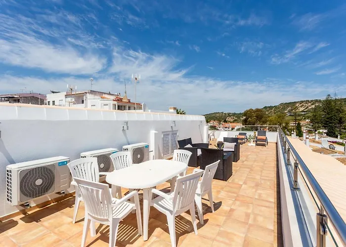 Апартаменты Mariners - Bright And Stylish - 2 Minute Walk To The Praia Da Luz