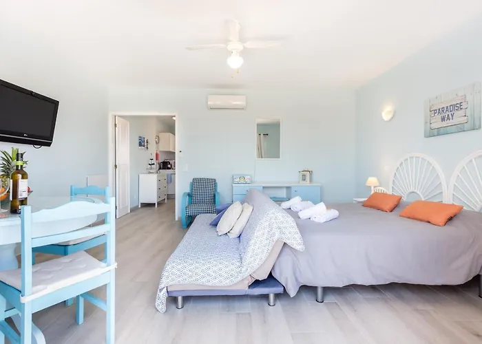 Апартаменты Mariners - Bright And Stylish - 2 Minute Walk To The Praia Da Luz